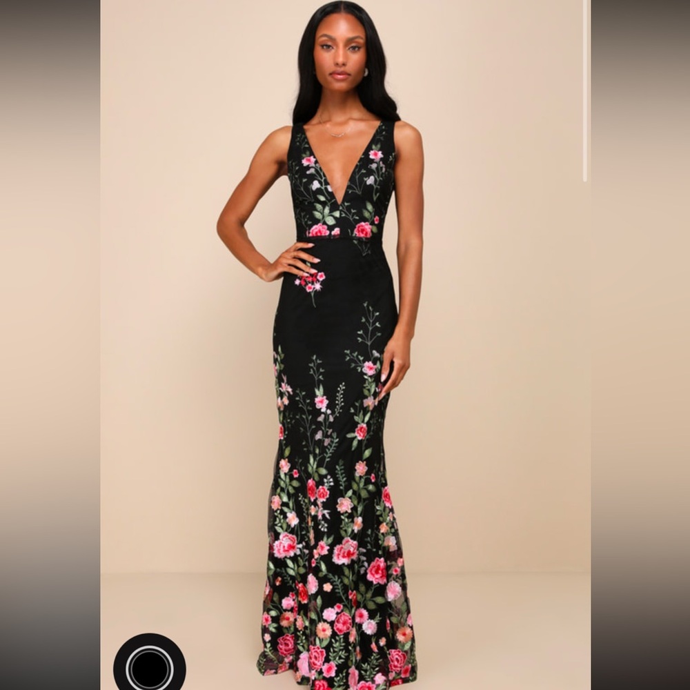 Lulus Soirée blossom embroider floral black maxi dress